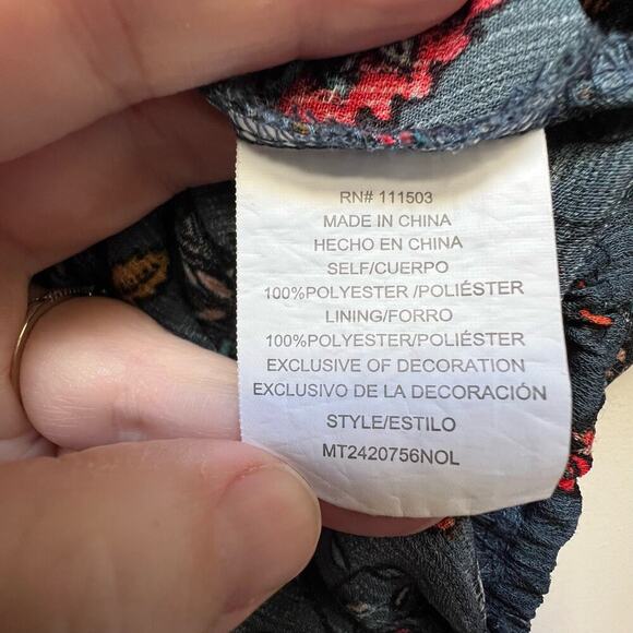 Colorful Floral Faux Wrap Blouse 3/4 Sleeve Elastic Waist - Picture 6 of 8